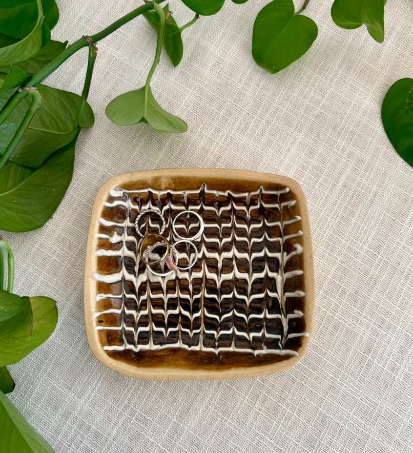 Ceramic tray