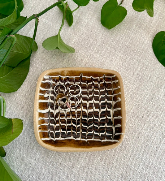 Ceramic tray