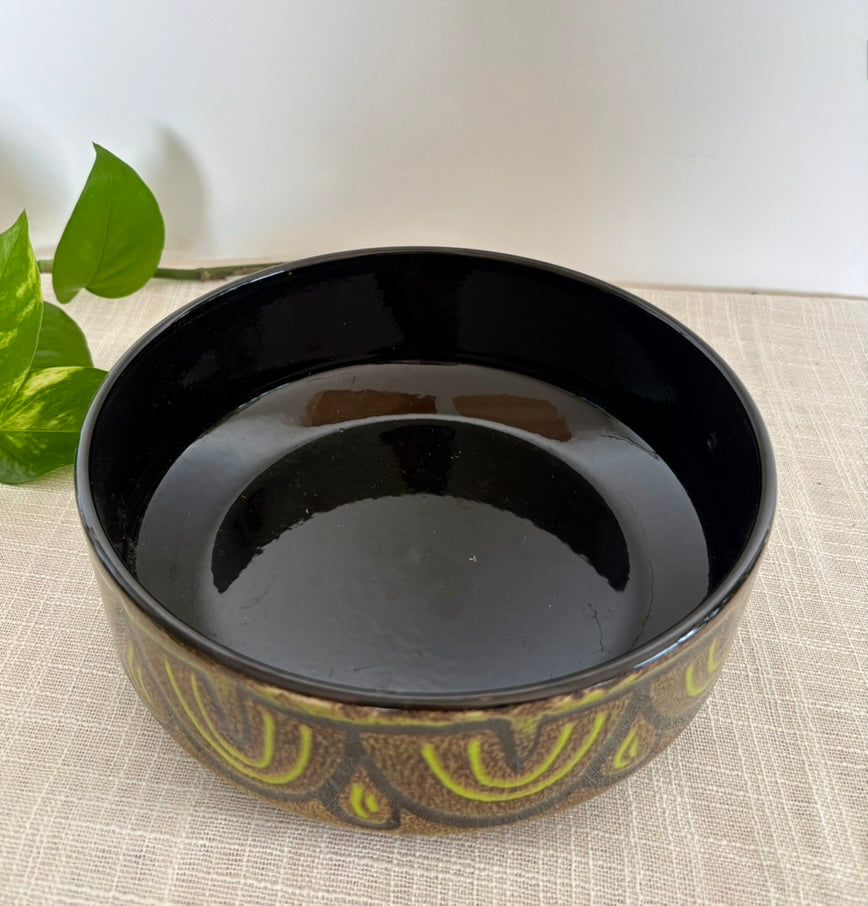 Retro Ceramic Bowl
